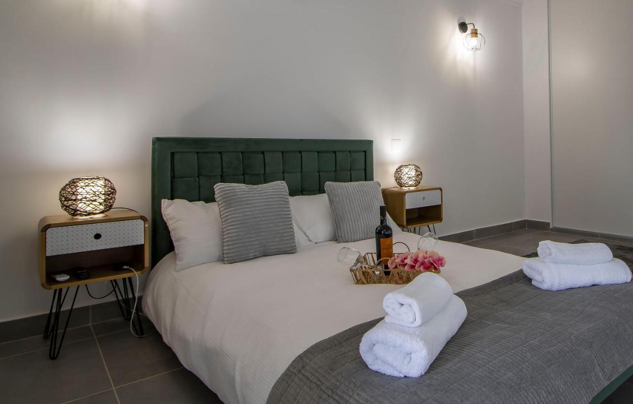 3 Minutes To The Beach, 2 Bedroom Amazing Apt With Balcony, Bbq Grill And Pool 萨格里什 外观 照片