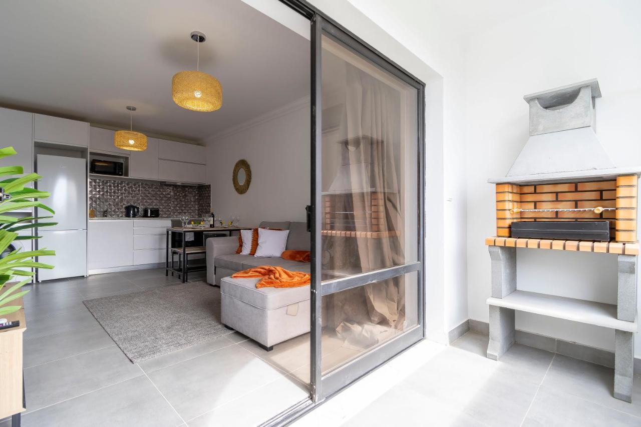 3 Minutes To The Beach, 2 Bedroom Amazing Apt With Balcony, Bbq Grill And Pool 萨格里什 外观 照片