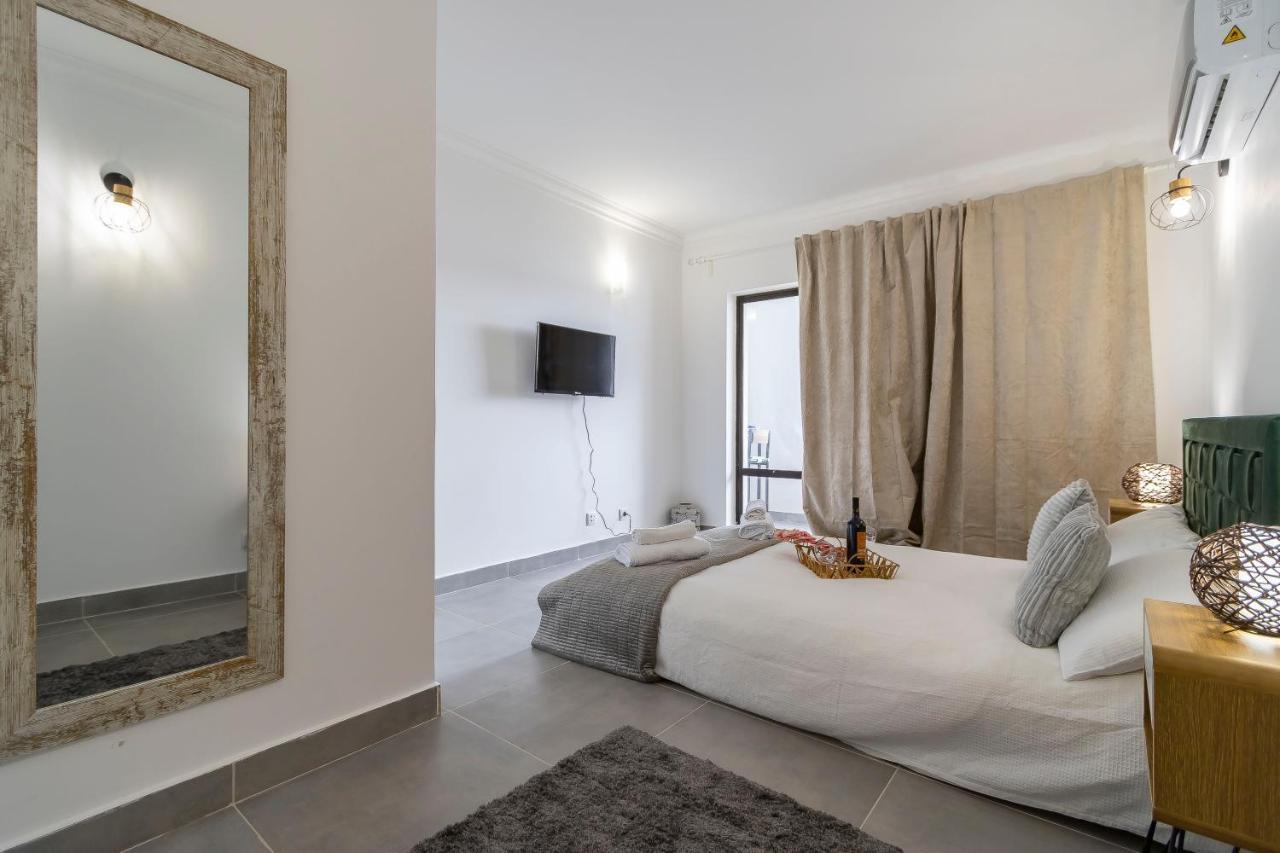 3 Minutes To The Beach, 2 Bedroom Amazing Apt With Balcony, Bbq Grill And Pool 萨格里什 外观 照片